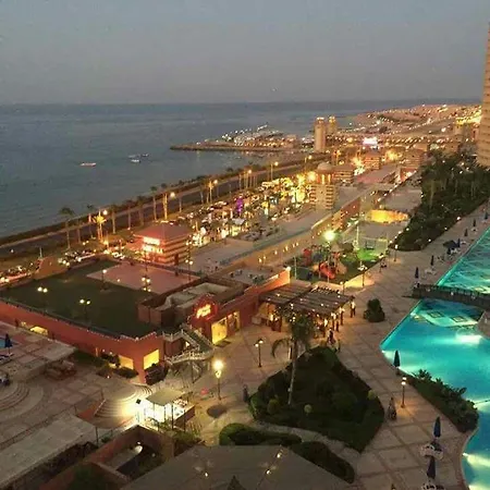 Penthouse Three-Bedroom Villa In Porto Sokhna Family Only