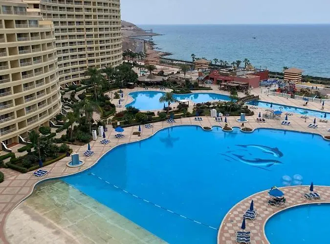 Penthouse Three-bedroom In Porto Sokhna Family Only *